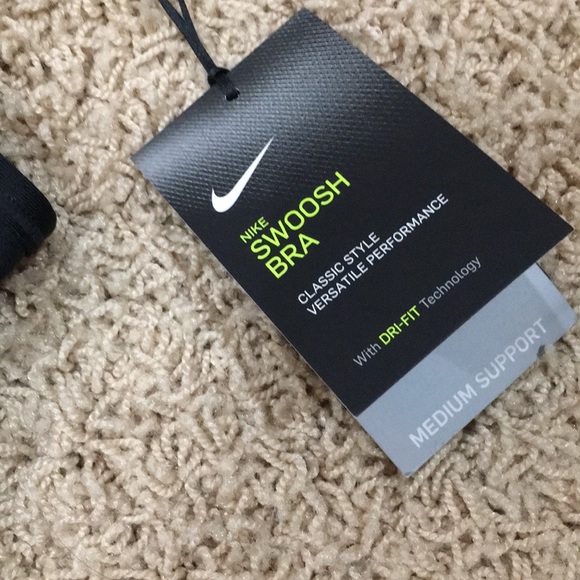 Nike sport bra. - Picture 3 of 5